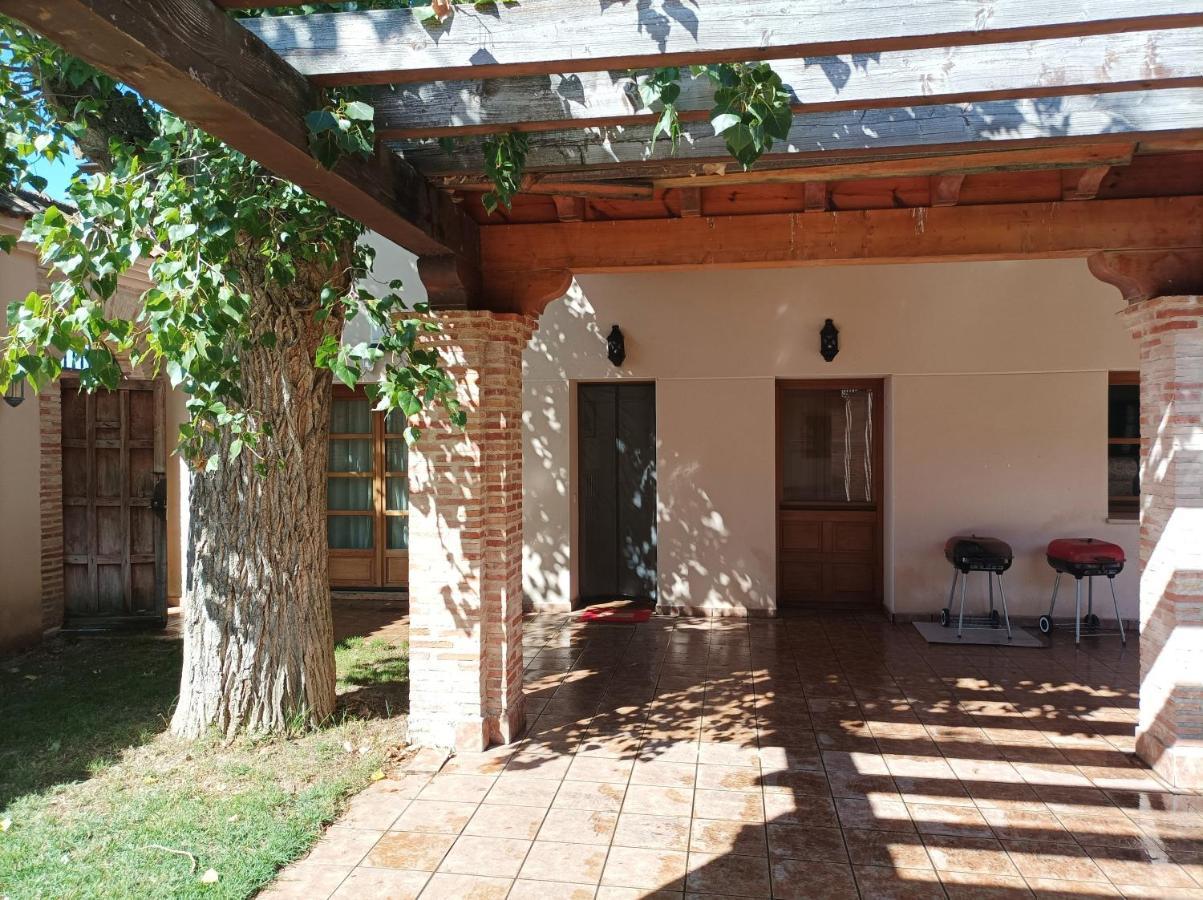 Casas Olmo Y Fresno Jardin Y Piscina A 17 Kilometros De Salamanca Ngoại thất bức ảnh